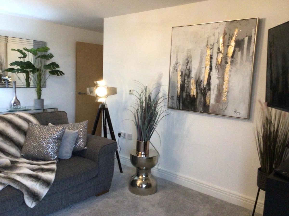 Luxurious River View Apartment With Terrace 伍斯特 外观 照片