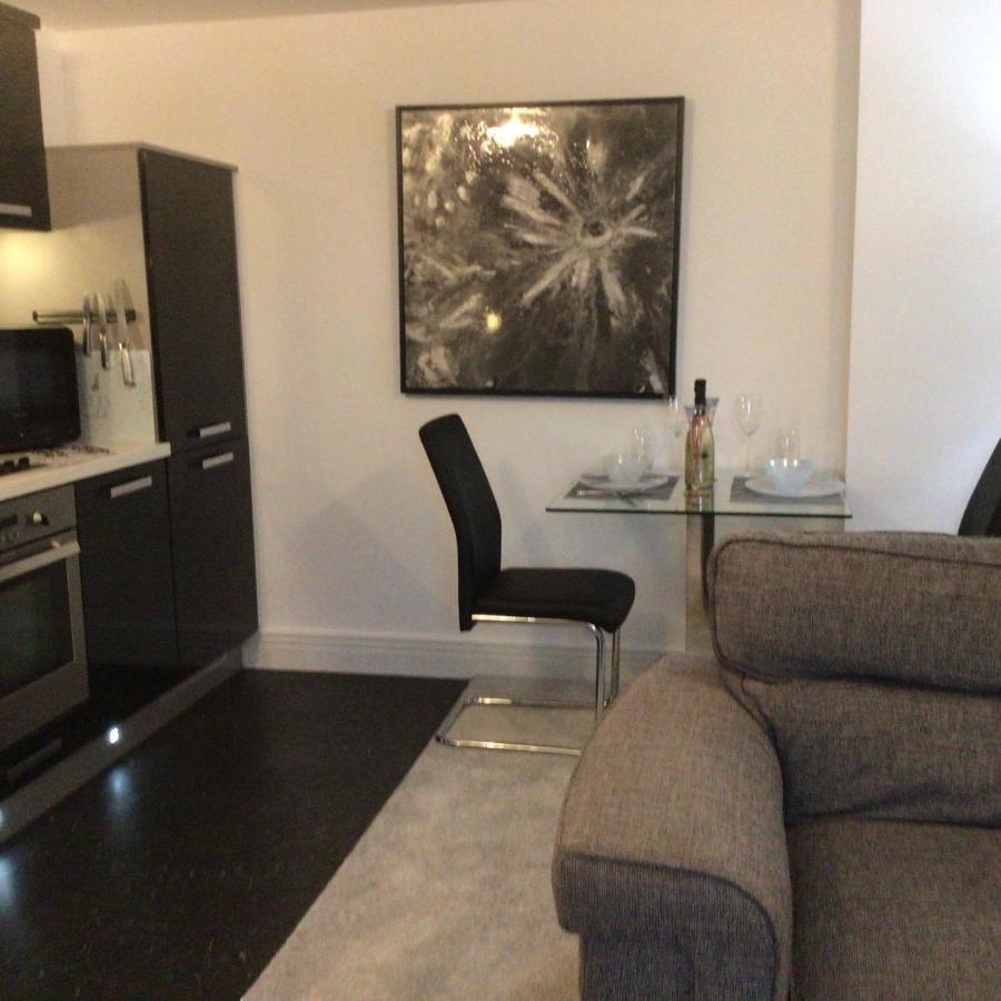 Luxurious River View Apartment With Terrace 伍斯特 外观 照片