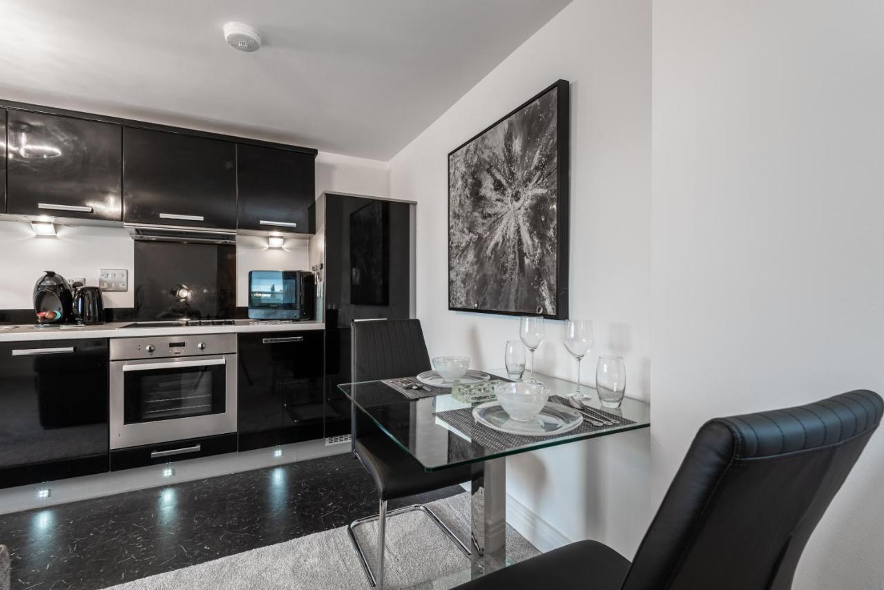Luxurious River View Apartment With Terrace 伍斯特 外观 照片